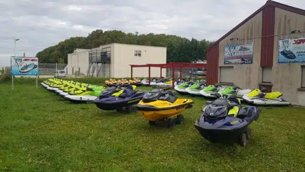 Pièces Jet Ski Yamaha VX TR-1 avec ride - 2018 – Image 2
