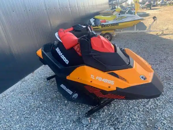 Jet-Ski d'occasion Sea-Doo Spark TRIXX 90 CV - 2018 – Image 2