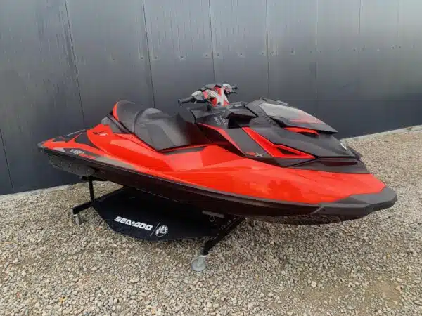 Jet-Ski d’occasion Sea-Doo RXP 300 RS 2017 – Image 2