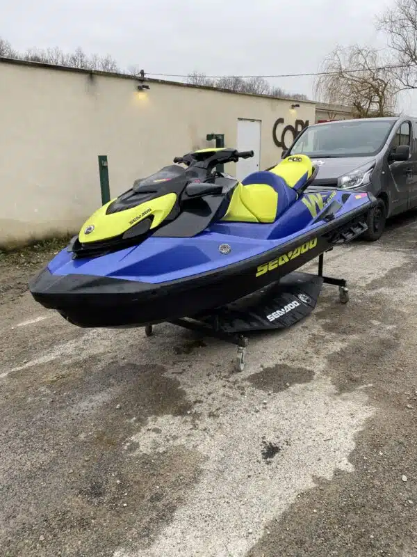 Jet-Ski d’occasion Sea-Doo Wake 170 CV 2020