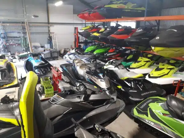 Pièces Jet Ski Yamaha VX TR-1 avec ride - 2018 – Image 3