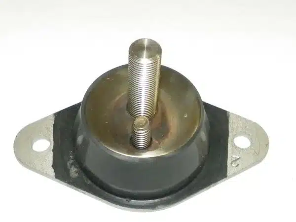 Support moteur WSM 011-118 pour Jet Ski Polaris 700-1200 96-04 référence d'origine 3110055
