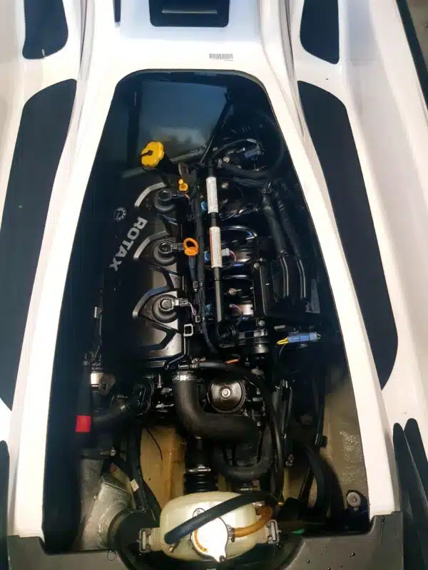 Jet-Ski d’occasion Sea-Doo GTI 130 CV 2008 – Image 4