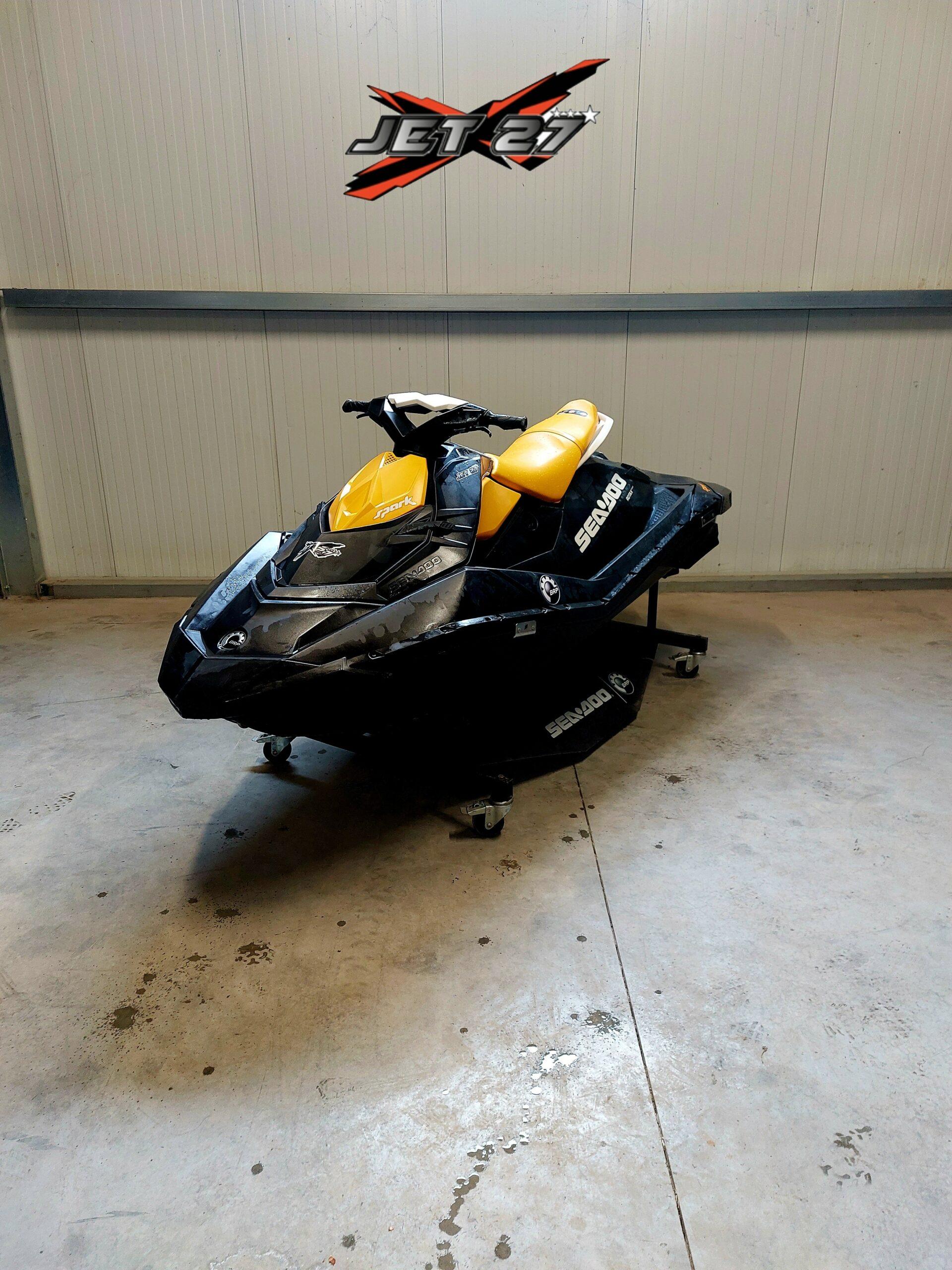 JetSki SeaDoo SPARK 90 cv 2020 2 Places Jet 27