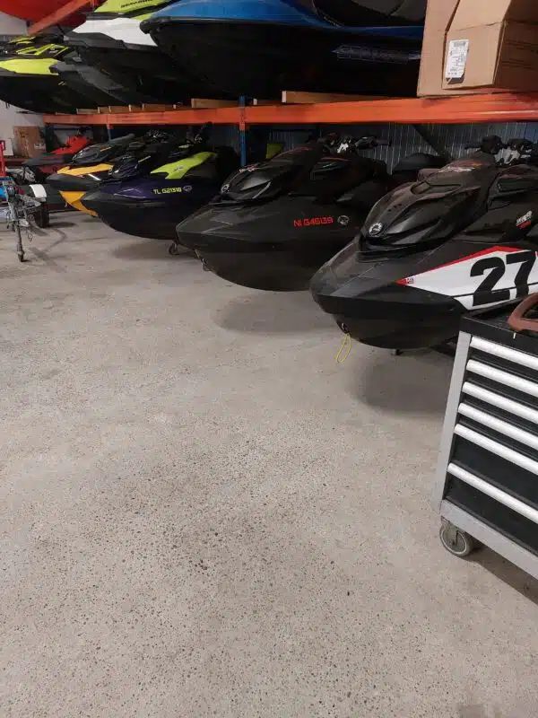300 Jet Skis disponibles pour pièces détachées et occasions – Image 6