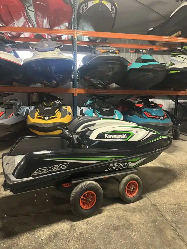 Jet-Ski neuf déclassé Kawasaki SX-R 152 CV - 2018 – Image 8