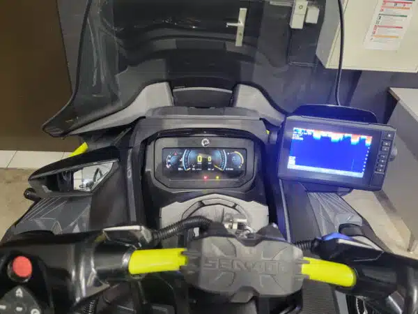 Jet-Ski d'occasion Sea-Doo Explorer Pro 230 CV - 2024 – Image 10