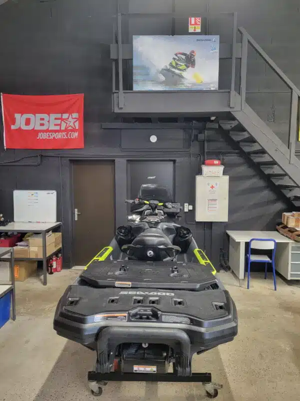 Jet-Ski d'occasion Sea-Doo Explorer Pro 230 CV - 2024 – Image 6